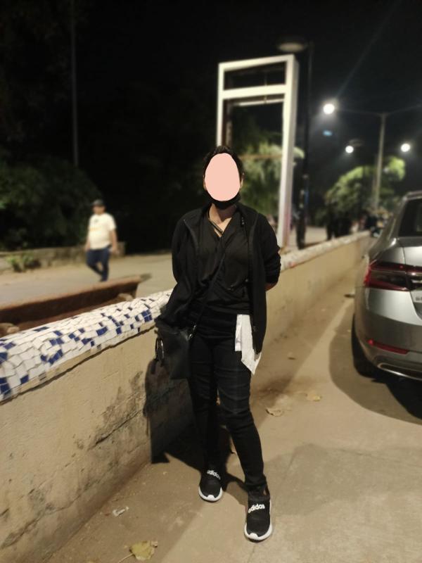 Hi, you have reached the perfect place for what you are looking for. I am Kashmira Saigal, an independent fair Punjabi girl having 34D breast (34/28/36) in Mumbai. I am 28 years old and have an awesom