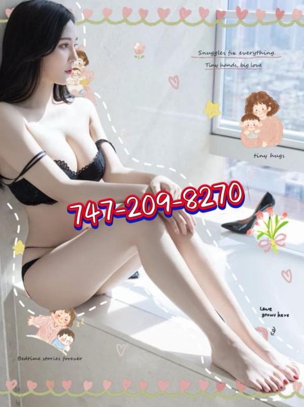 ✨✨Resesa✨North Hills✨North Hollywood❤️BBBJ☀️New Open❤️747-209-8270✨B2B✨hot✨cuites Asian girls