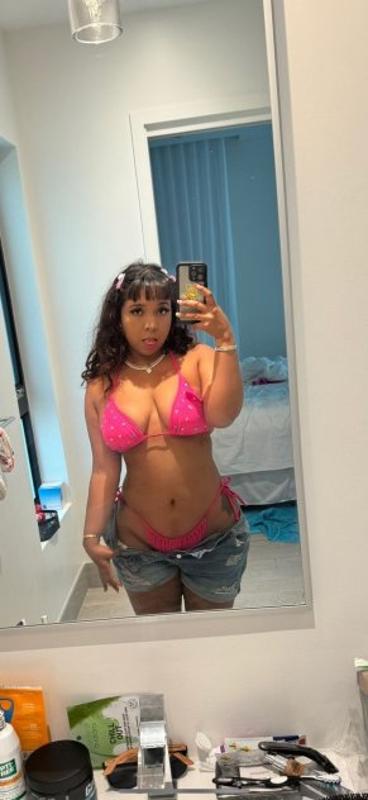 AVAILABLE ❤️💯🍆:text me on WhatsApp +1(712)8526691