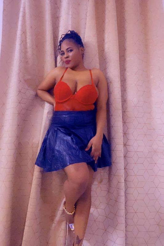 If you are looking for fun with an elite companion,you arrived at the right place.I love sweet moments.I like someone who can use his 👅on my body,deep in my🦋🦋and make me fully wet💦.I love to eat🍌🍌🍌 sl
