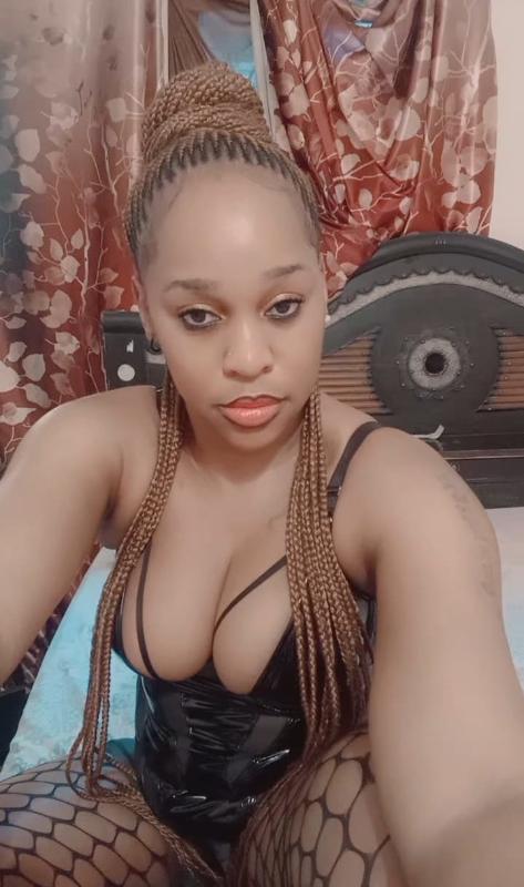Am whitneywoods from zimbabwe  am staying in new delhi am 24 years              am independent gal staying alone , these are my real pic am ready to satisfy you in all fantasies . I can twerk and danc