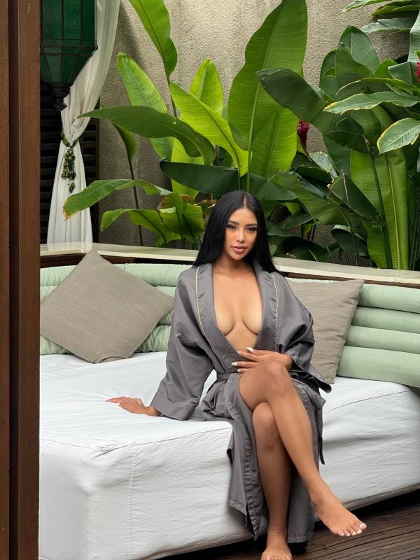 Hallo I’m Sonya 😉
I also do service for couple (3some) ❤️
If u looking for tight Asian pussy text me bby , I’m naughty girl will make ur phantasy dream come true 💦
Weight 50, height 165, 24 y.o