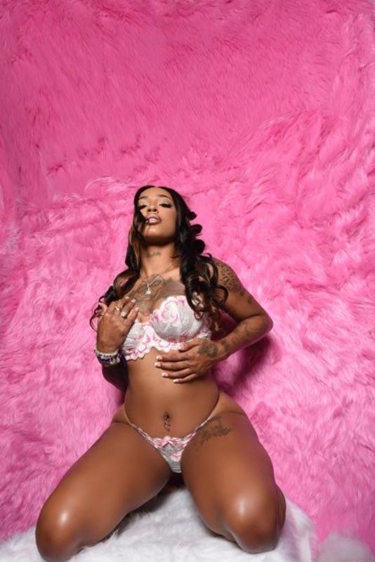 ✨ New Here ✨The Great ⭐ Karissa ✨