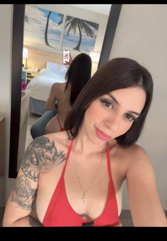 Hola papi ven a pásarla rico conmigo recién llegada a la ciudad🥵😈🍆