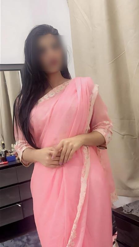 Hello everyone...♥️♥️
My self Nisha live in Mumbai
Age 21
My pic is my own and verified on
the website ⭐
l am sexy n slim fit ⭐
I every month add my new photos in the website