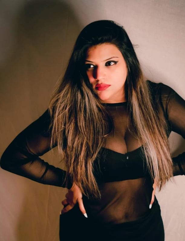 HAND TO HAND PAYMENT IN MODEL🍒HELLO LUCKNOW ROYA WELL EDUCATED HIGH PROFILE LIKE GIRL FRIEND'S FEELING FULL SUPPORTED MODEL...SO ENJOY SHORT AND FULL NIGHT SERVICE AVAILABLE IN LUCKNOW 3/5/7 STAR HOTE