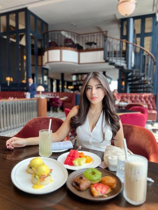 Hey Im Allea new in Island!
please be nice with me 😜
IM YOUNG AND FRESH
DELICATE WITH PARFUME, PROFESIONAL