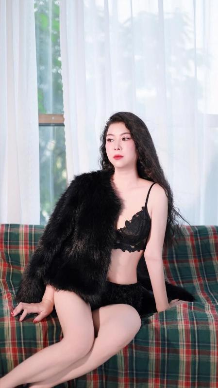 Hi..Every body Im from Vietnam , I work independently, I am 25 years old. My pictures are real 100%..
I am a real woman, with a perfect body curves and sexy, beautiful face, smiling and soft skin I ha