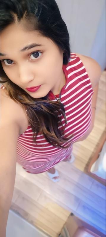 I will be staying here for by born and would like to meet up some men and have a fun time with them.
I love sex and I am super horny. I like to try wild positions on bed. I am a Indore Vijay Nagar ind