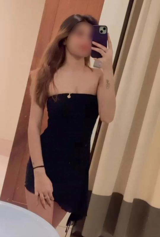 Greetings, I'm warm and seductive an independent girl, I know how to talk, touch and make our erotic session a memorable. I assure, you won't forget the way I'll give you true girlfriend experience.