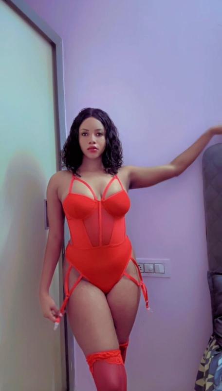 I am Sasha super hot African sexy girl living in Chandigarh..