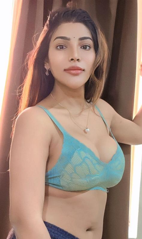 All services available 
Ping me whstapp for more details 
Bj and anal also available 
Ping me whetapp for more details
I have safe place and hygine and secure.....
I will show u heaven on bed ...
Vedi