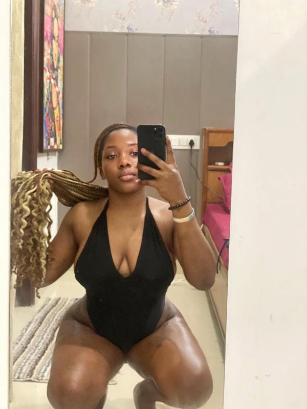 I am Monalisah pretty African hot girl living in Chandigarh.