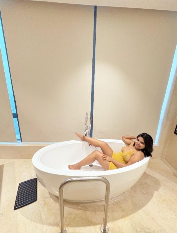 💐HELLO EVERYONE 🙏
This is Suchismita Sengupta 25years old from Kolkata crazy, hot,
Independent escort,have a good sense of humour & I can get you extremely horny with my natural curves, long legs, sof
