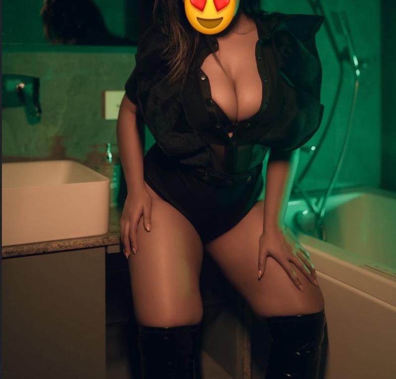 Hello gentlemen..🌹 
I'm Tanvi..❤️
I'm independent girl From Delhi⭐
My all photos are real and verified on
the website ✅
l am beautiful sexy n busty chick girl 👙
my asset size (36-34-38)❤️
🔹Striptease