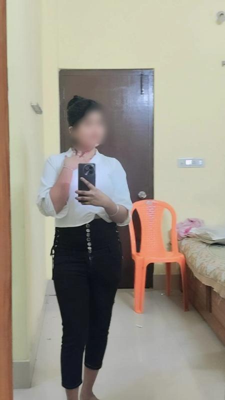 I am Rohini a self-sufficient 24-year-old staying with my another 2 friends. I can accept all the UPI payments but cash in hand is preferable. Because it is safe for both of us.
You can contact me via