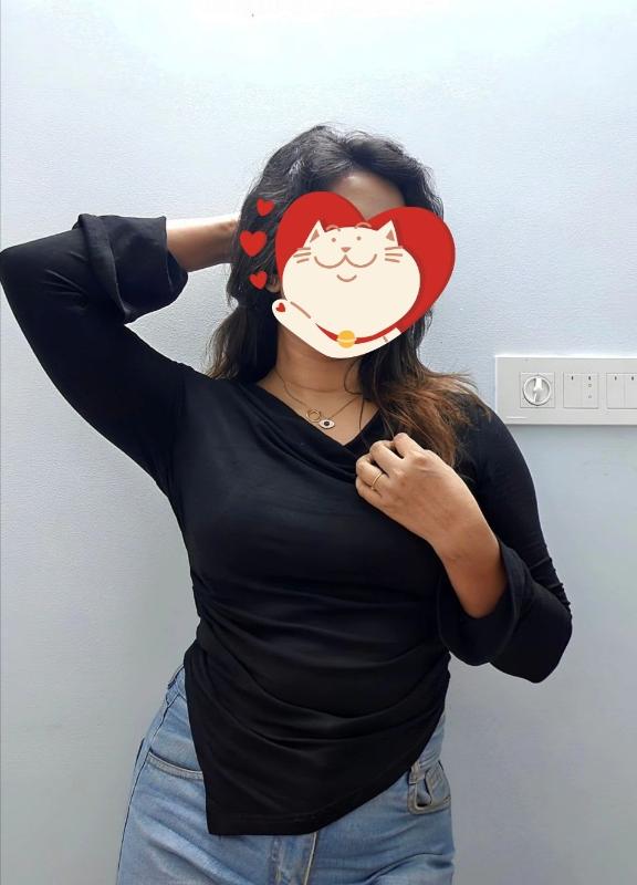 Hello darling
it's your girl sweet Tanisha as the name entails am gorgeous and sexy ready to serve you with my juicy and tempting looks
Am beautiful and elegant, civilized and learned lets say am a so
