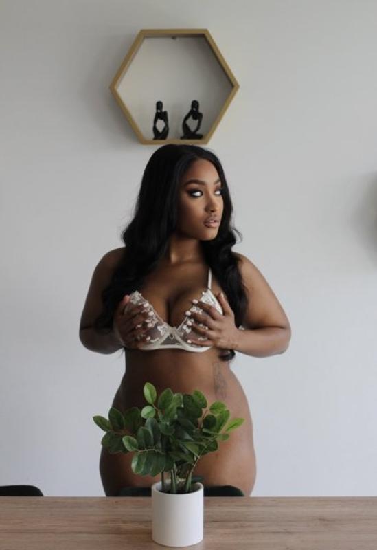 Your sensual Tantra Goddess
