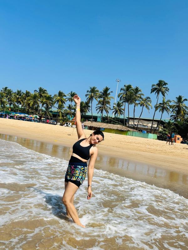 I am Varsha independent call girl in Hyderabad,here to make your nights very entertaining, I describe myself as friendly and accommodating, exotic and erotic, apart from being so stunning.
Think of an