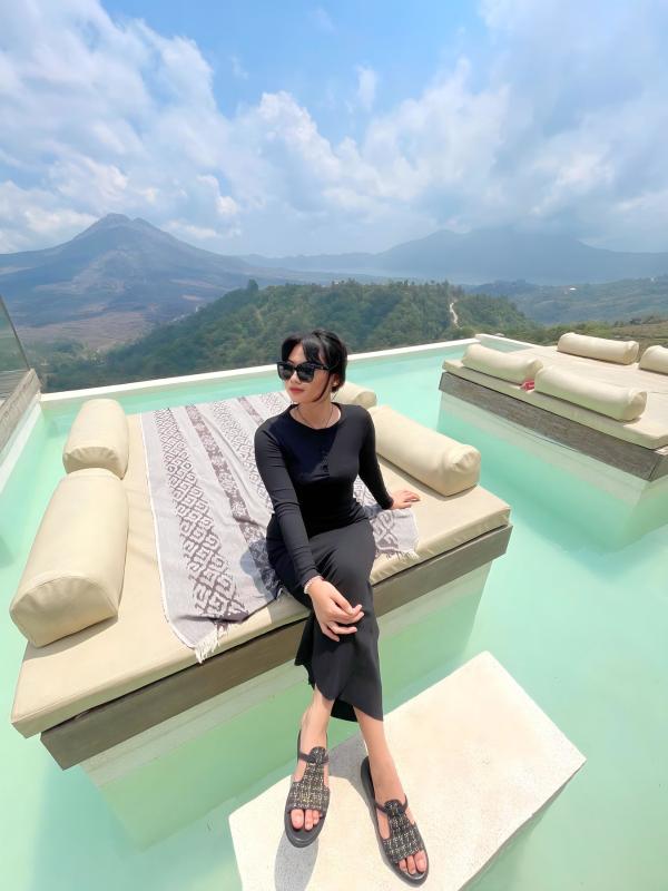 Meet me Sesil – Pure Temptation!