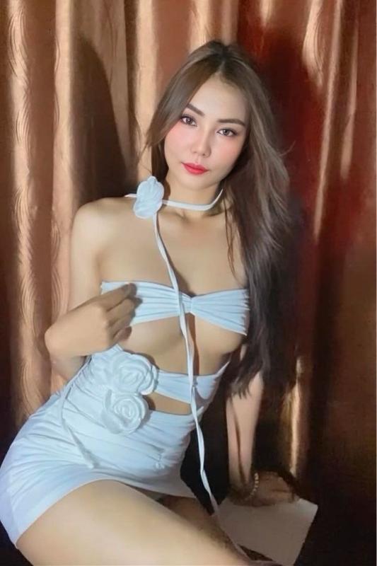 Hello gentleman and welcome to my profile. I am so happy you have chose me today.