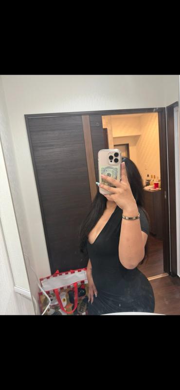 Am tiny thick as fuck I have a big fat ass,tatt and tans
Why you will ignoring me ... tell me some reason 🤭