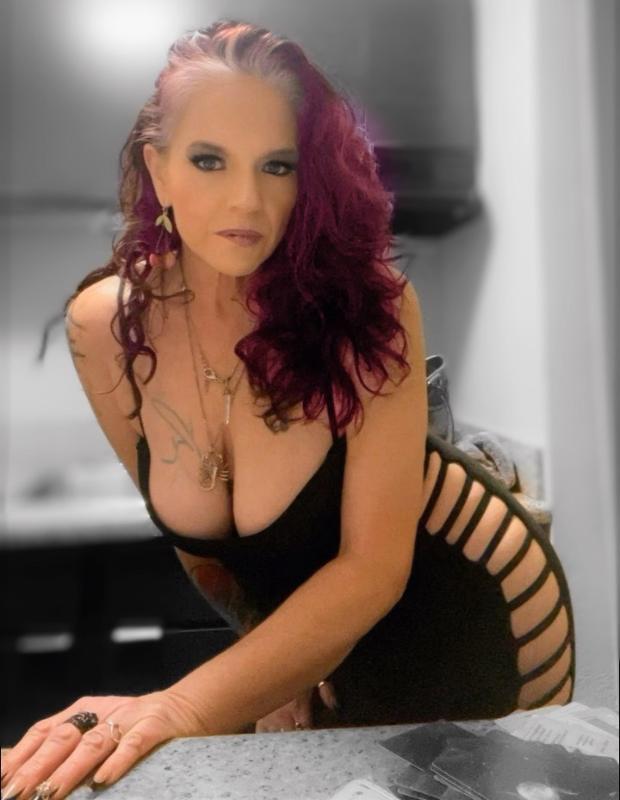 Scorpio milf + experience x witch = 🦄