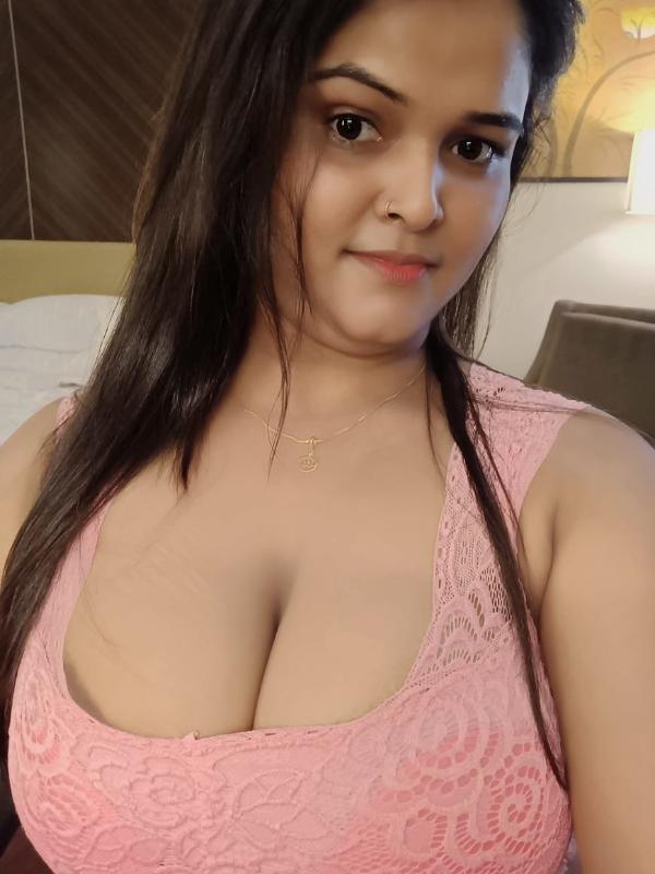 Hello Everyone, Jyoti here
I am 25 yrs old , Single independent, Working in Reputed MNC, Stay in Mumbai, andheri and have curvy figure and now how to please a man. I charge 8k/1hrs  12k/2hrs and 30k f