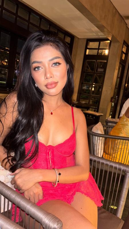 Hi gentleman💗
Call me Laura. Im a Jakarta gurl but Livin in Bali for now.
Im 24yo, I have tan and skinny body.
I offer an experience where I provide companionship that mimics a real romantic relations