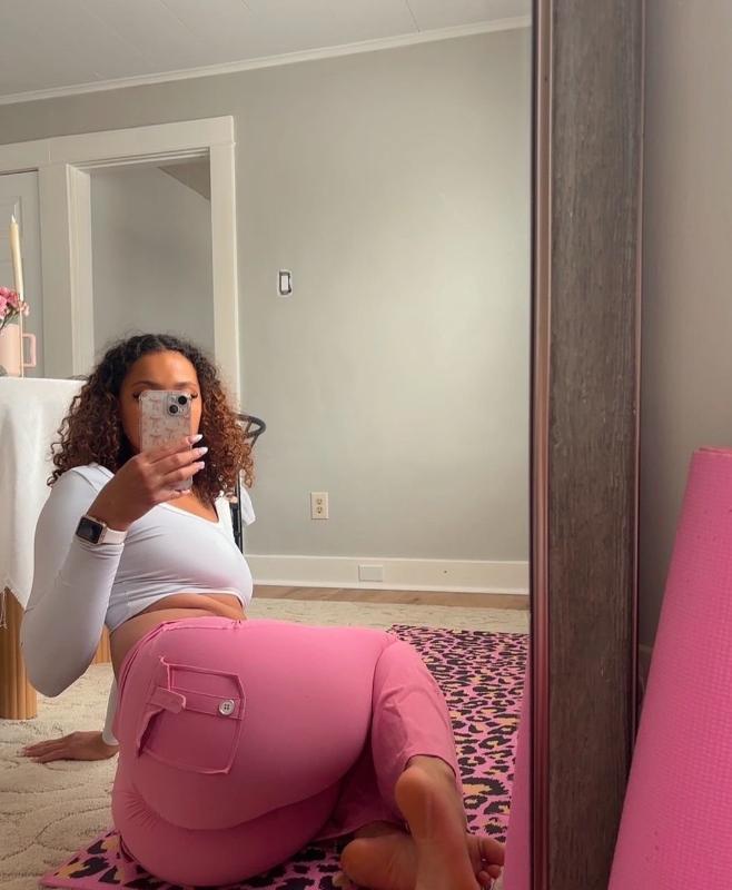 Ari Party Girl ❤️As a genuine and conversational woman, I am patient, sensual, and pleasant, and I am here for you. I provide incall and outcall services in my private, secure, and discreet residence!