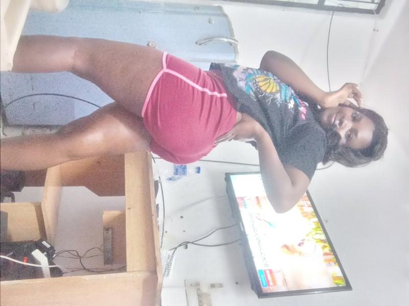 Hii am Shan from Dwarka Mor, New Delhi. 
I’m super discrete, classy, attractive slim beautiful melanin babe ❤️. 
It’s always QUALITY over quantity. My slim gorgeous body is like no other, my soft, smo