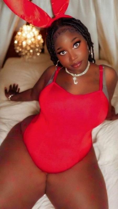 Tall, Thick & Tempting 💋 Dripping in Chocolate, Overflowing with Vibe