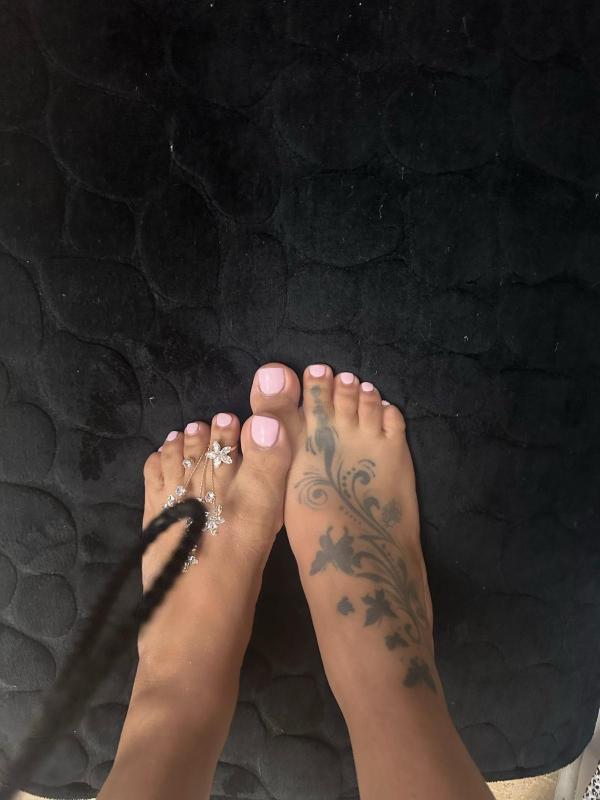 Nueva chica Dominicana en la ciudad ven a pasar un rato agradable