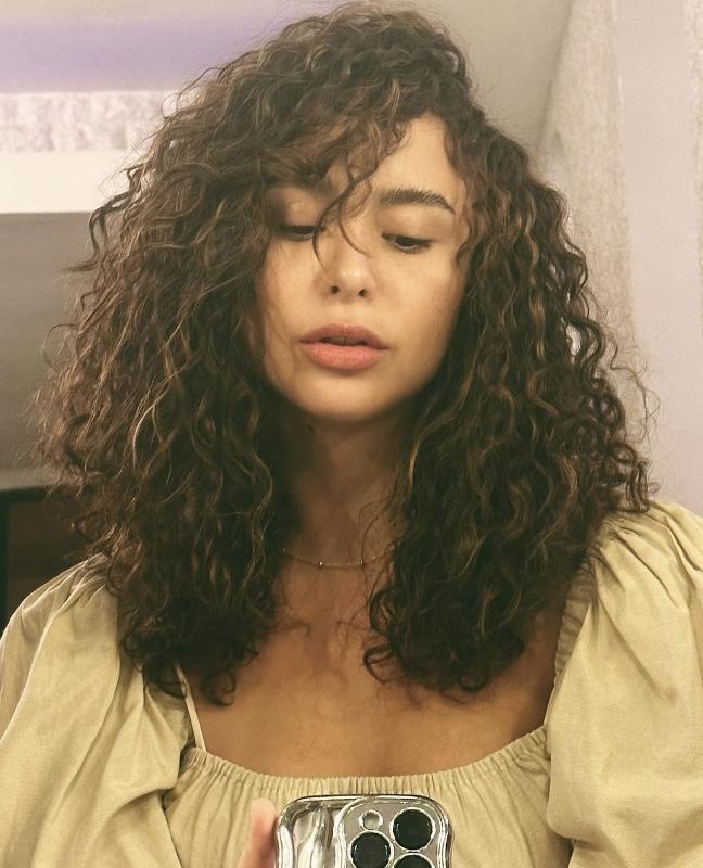 I’m a passionate spirit who loves exploring the depths of desire and connection. With a playful heart and an adventurous soul, I thrive on spontaneity and excitement. Whether it's a cozy night in or a